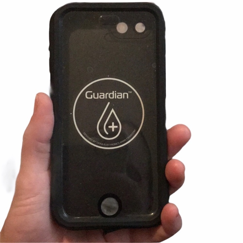 Guardian waterproof iPhone 7 case